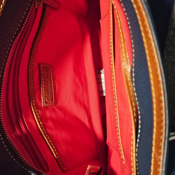 NWT - Vintage Dooney & Bourke Navy and Tan Leather Satchel - Picture 3 of 13